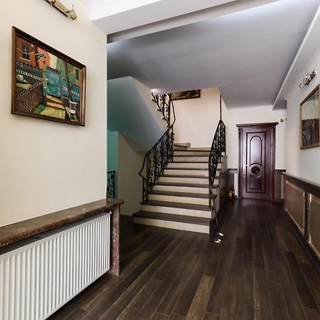 Aeetes Palace Кутаиси Экстерьер фото