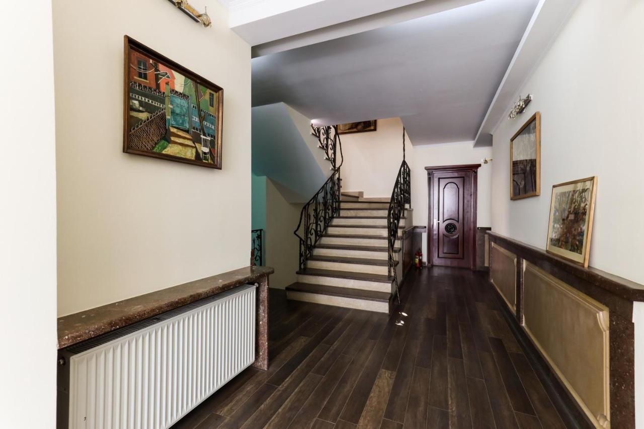 Aeetes Palace Кутаиси Экстерьер фото