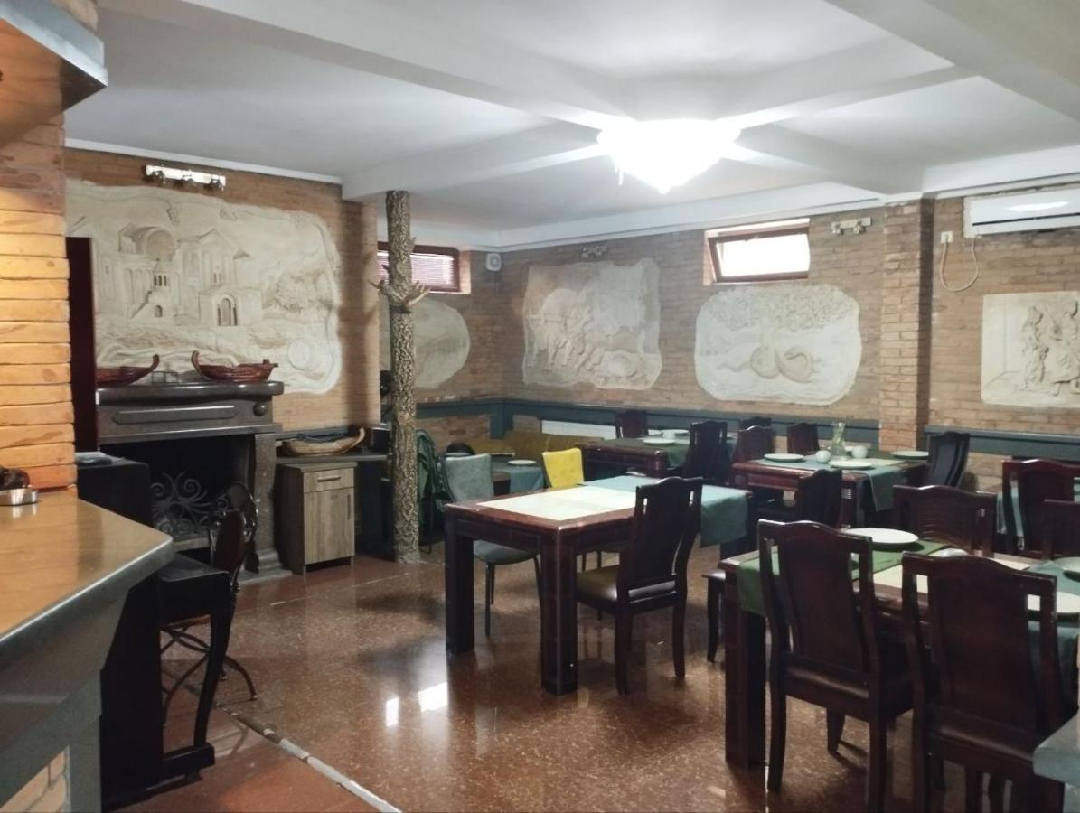 Aeetes Palace Кутаиси Экстерьер фото